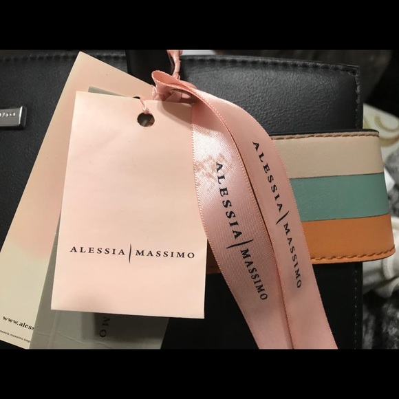 NWT Alesia Massimo Bag - Picture 2 of 3